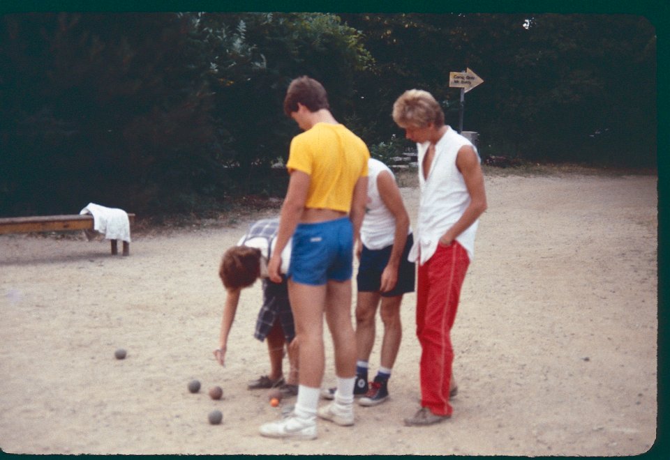 Staff Bocce 1098